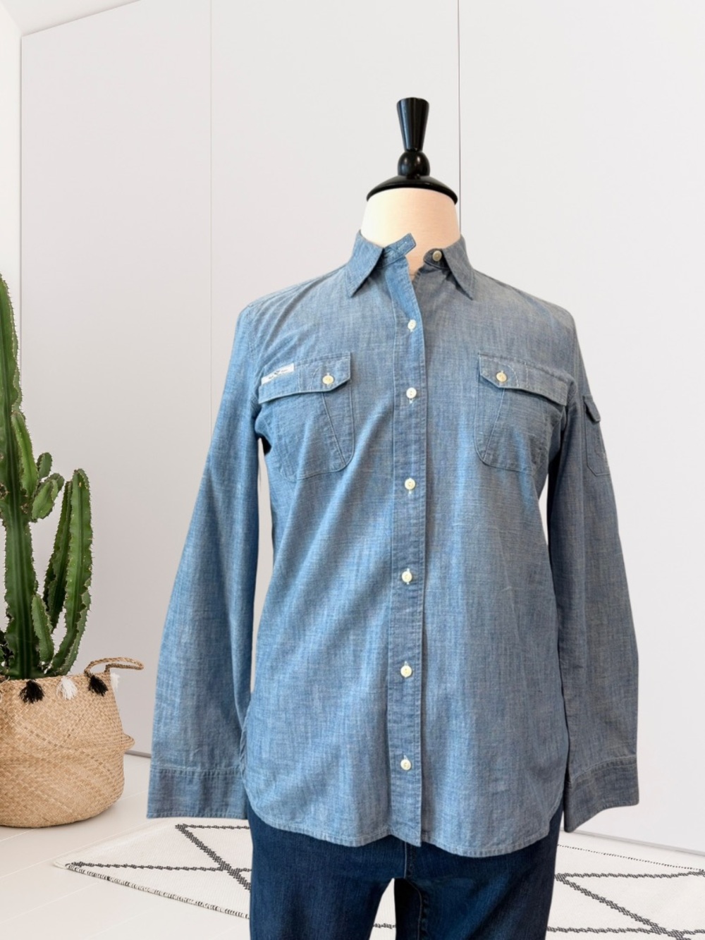 LRL Lauren Jeans Co Ralph Lauren Pocket Long Sleeve Chambray Button Down Shirt